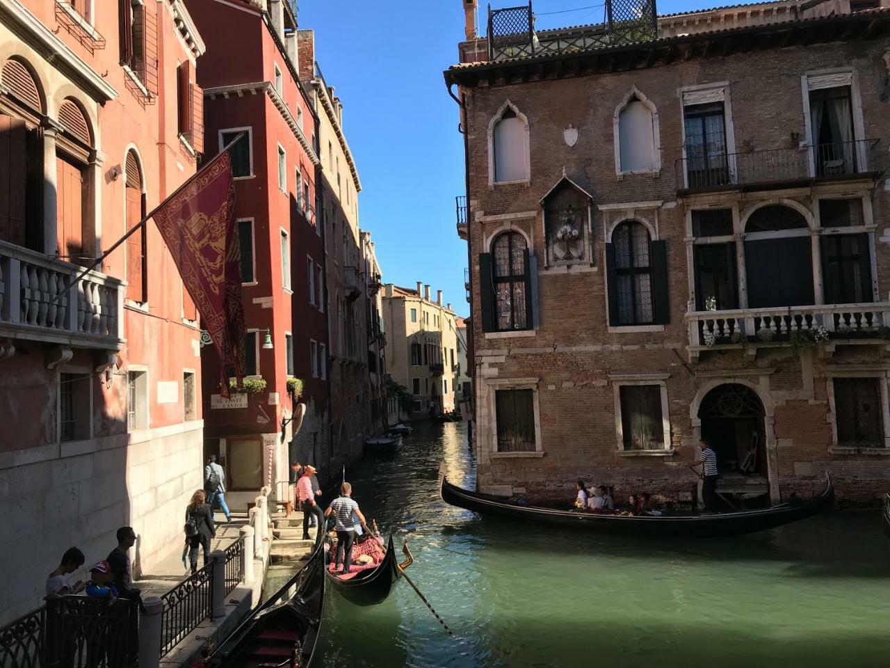 Luxury Venetian Rooms Exterior photo