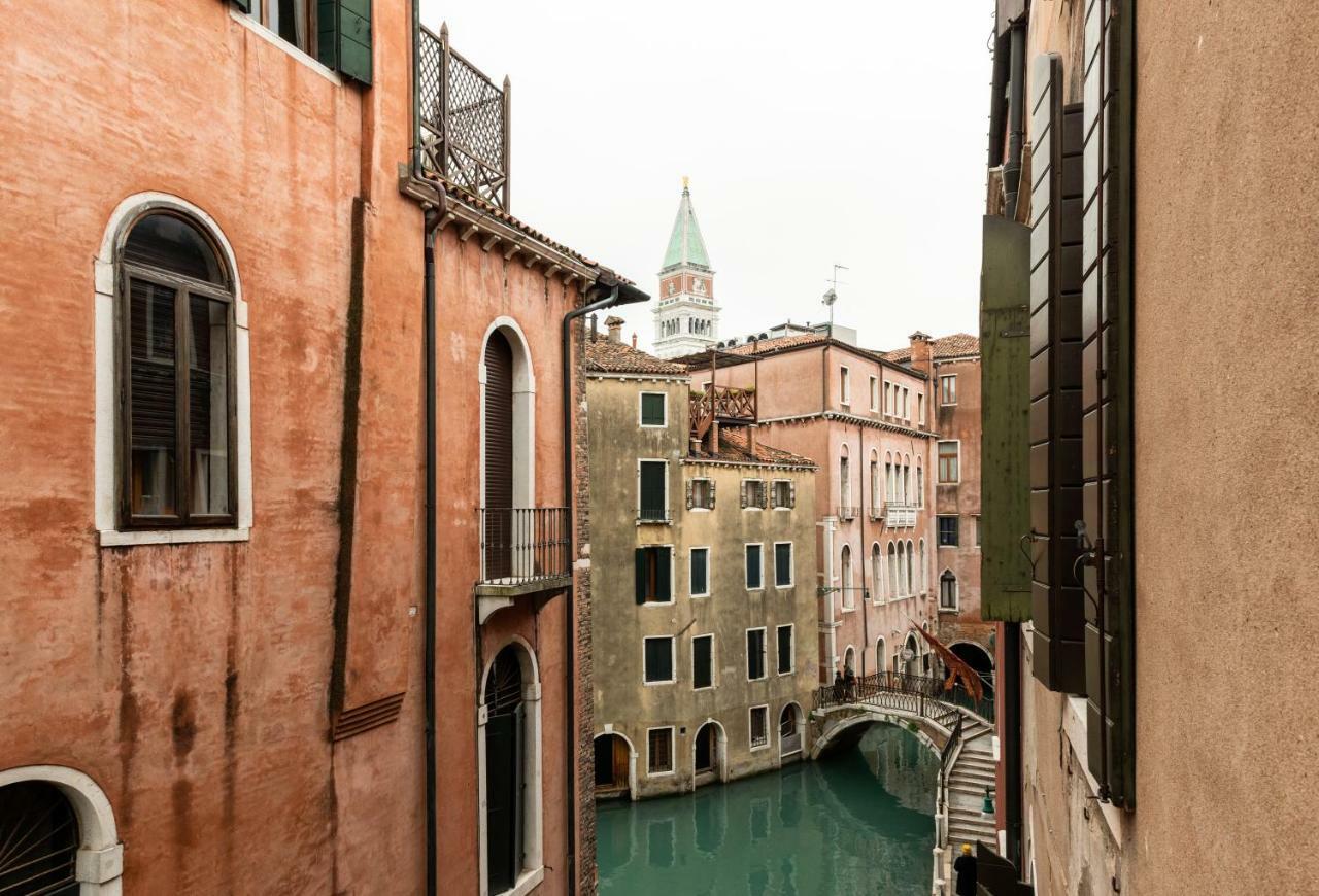 Luxury Venetian Rooms Exterior photo